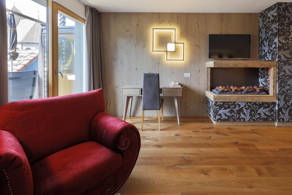 Hotel Schlosswirt Schenna Εξωτερικό φωτογραφία